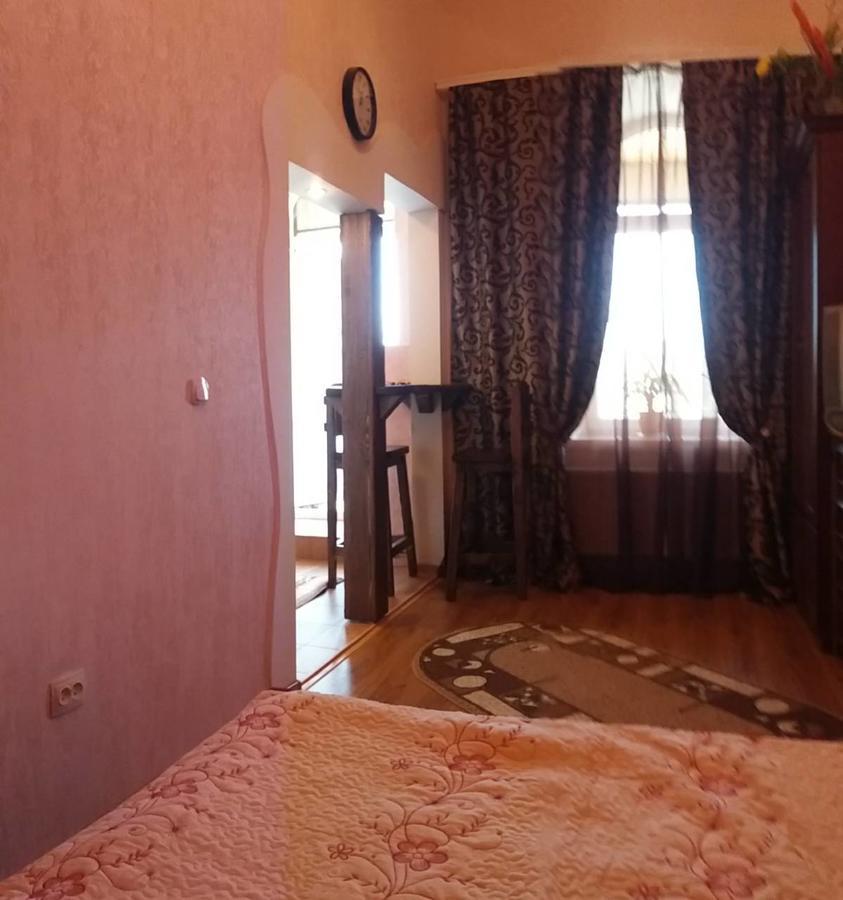 Apartment On Zarvanskaya In Old Town Камианец-Подилский Екстериор снимка